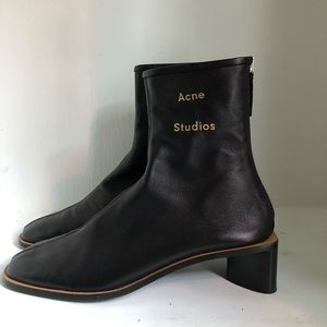Acne Studios Bertine booties in Black / Gold